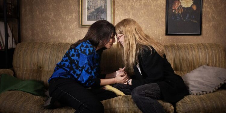 ‘La amiga estupenda’ llega a su fin con la intensidad esperada