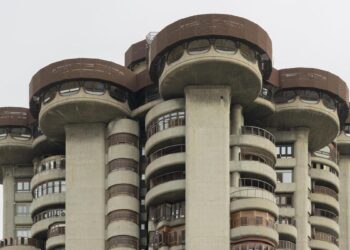 Los secretos mejor guardados de la arquitectura brutalista en Madrid: ‘Hay muchísimos edificios’