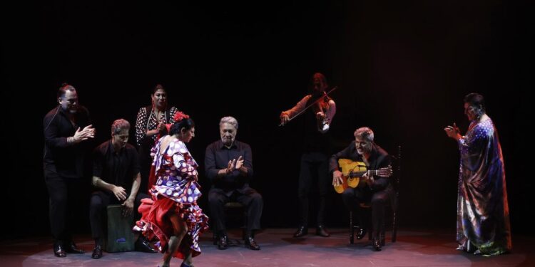 La despedida de Manuela Carrasco ilumina el cierre del Flamenco on Fire