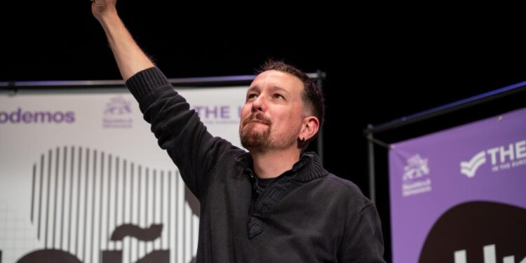 El Gobierno negoció con Pablo Iglesias la reforma en RTVE a cambio de un asiento en el Consejo para Podemos