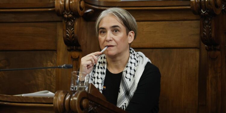 Las claves de Ada Colau en su discurso de despedida al Ayuntamiento de Barcelona: ‘Me han decepcionado las élites, mediocres y avariciosas’