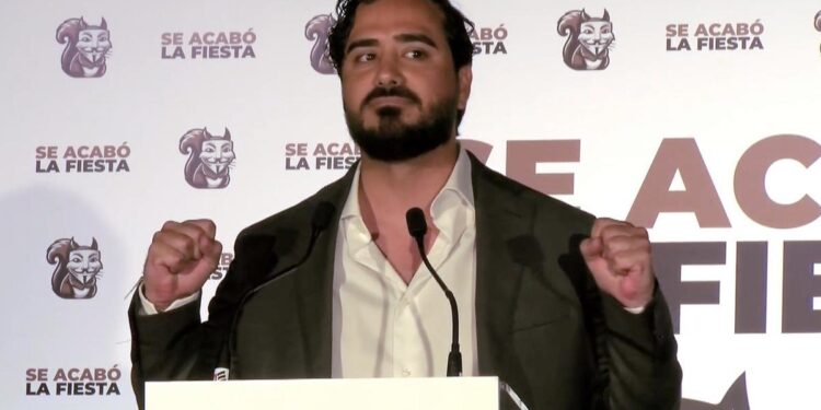 La Audiencia Nacional abre una investigación a Alvise Pérez por financiación ilegal y le ofrece declarar