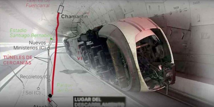 El accidente del tren en el túnel entre Atocha y Chamartín en gráficos: así ha sido el descarrilamiento