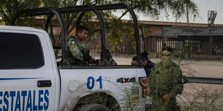 Las Fuerzas Armadas mexicanas arrestan a un presunto jefe criminal en un operativo que deja 19 muertos