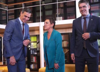 El choque entre PP y PSOE para renovar órganos pendientes abre hueco a Bildu en la Junta Electoral