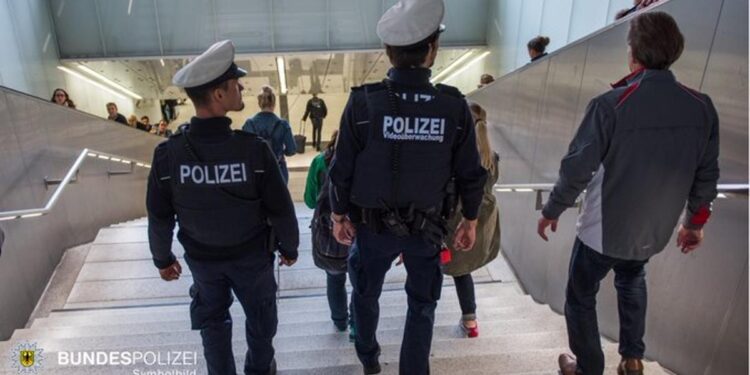 Detienen a un español acusado de asesinar a una española en Austria