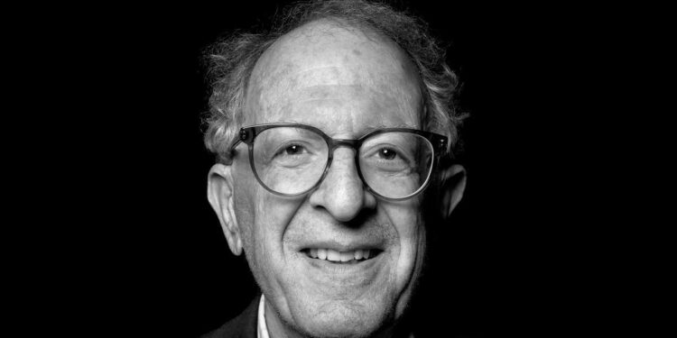 ‘Vivimos en un planeta dominado por microbios’, afirma el biólogo Jeffrey Gordon