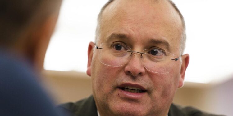 Miguel Tellado: ‘Nunca hubo tantos motivos para una moción de censura, pero la aritmética no la permite’