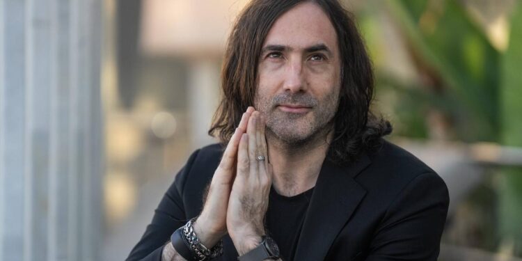 Paul Lynch, ganador del Premio Booker: ‘El fascismo está en el aire y no existe uno que sea suave’