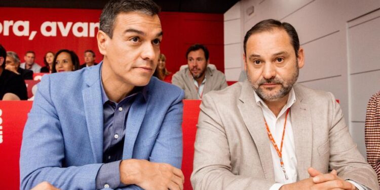 Moncloa trata de blindar a Sánchez del caso Koldo y sitúa un cortafuegos en Ábalos