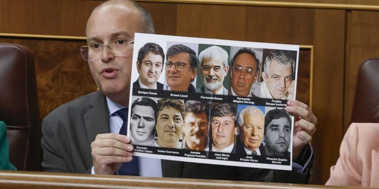 ETA se resiste a desaparecer del debate político 15 años después del último atentado