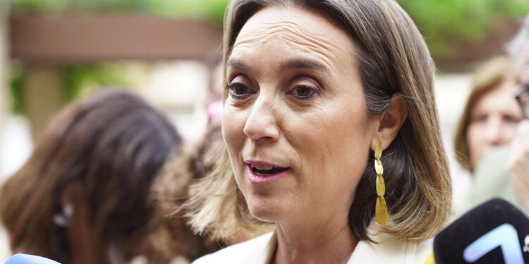 El PP reclama a todo el Gobierno que diga ‘alto y claro’, como la ministra Robles, que Venezuela ‘tiene una dictadura’