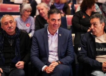 Sánchez da por hecho que gobernará ‘más allá de 2027’ pese a los ‘bulos y mentiras’ del PP