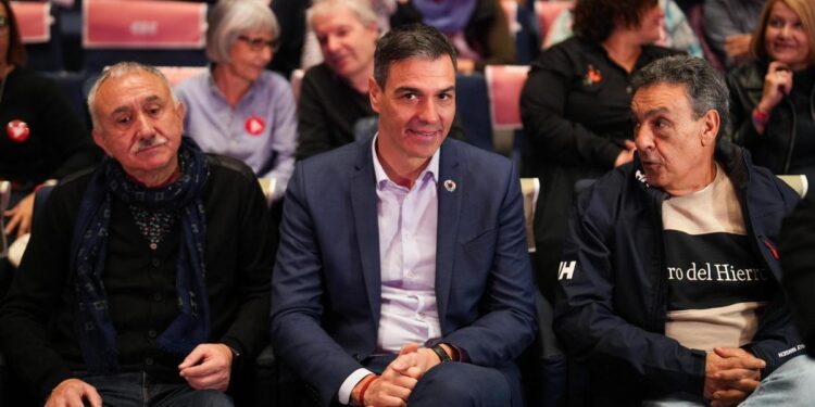 Sánchez da por hecho que gobernará ‘más allá de 2027’ pese a los ‘bulos y mentiras’ del PP