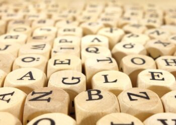 ¿Por qué fueron eliminadas las letras ‘ch’ y ‘ll’ del abecedario?