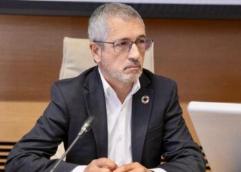 Hugo Morán, secretario de Estado de Medio Ambiente: ‘Es evidente que Mazón no está sabiendo gestionar lo que ocurre’