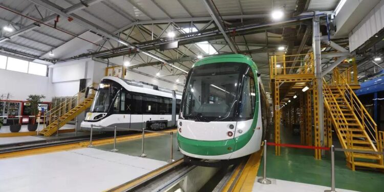 CAF, ‘a todo tren’ en Zaragoza: 300 ingenieros en plantilla y 31 convoyes para Renfe