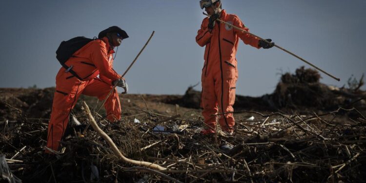 Los Topos Aztecas: viajar 9.300 km para buscar a los desaparecidos de la DANA