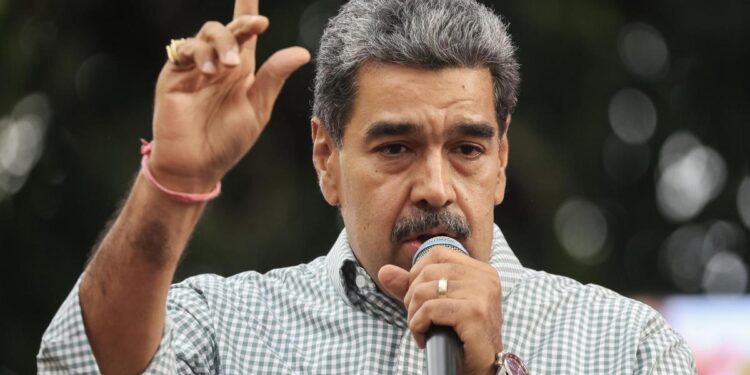 Maduro monta en cólera después que Estados Unidos reconociera a González Urrutia como ‘presidente electo’ de Venezuela