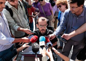 El juez procesa a Echenique por su tuit sobre los abusos en la Iglesia católica