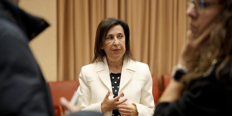 Robles reafirma el apoyo español a la misión de cascos azules: ‘No podemos permitir que el Líbano sea un nuevo Afganistán’