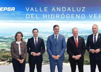 La revuelta contra el ‘impuestazo’ amenaza con dar un golpe millonario al ‘boom’ del hidrógeno en España