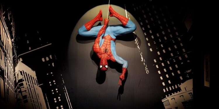 La Dimensión Espejo de ‘Doctor Strange’, los originales de Jack Kirby o el traje de Capitán América: el universo Marvel toma Ifema