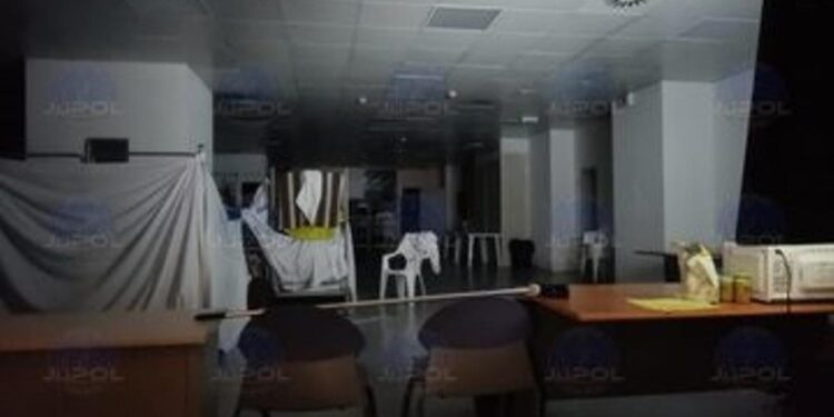 Tres marroquíes se fugan de la sala de asilo de Barajas, la segunda que se registra en una semana