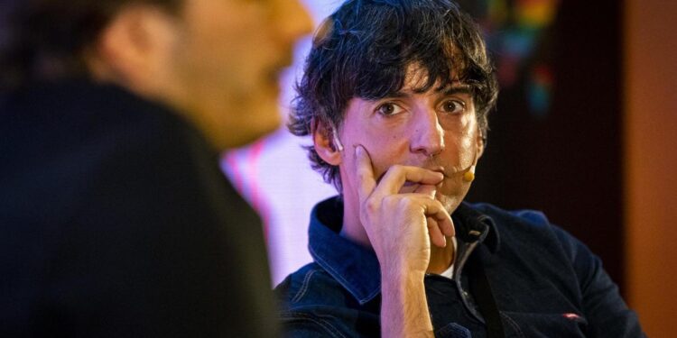 Diego San José, creador de ‘Celeste’: ‘La comedia viene a resolver problemas muy difíciles de tratar desde la solemnidad’