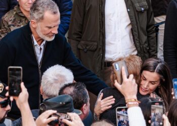 Expertos radiografían los nuevos aires de la Casa Real: menos militares; más mujeres y jóvenes