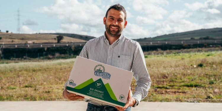 La fábrica de patatas fritas de un pueblo de Soria que nació en un año de cosecha mal pagada: ‘Fue un éxito rápido y rotundo’