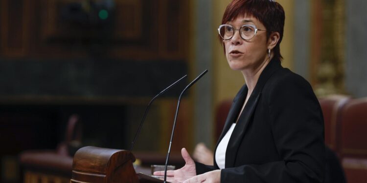 Compromís reprocha a Sánchez su ‘abandono’ y pide quitar el mando a Mazón mientras Sumar limita sus críticas a la Generalitat