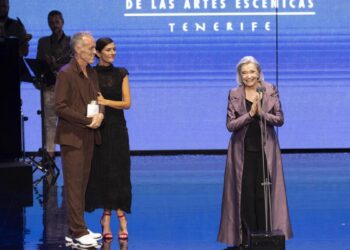 La actriz Nuria Espert abandona el montaje ‘Todos pájaros’ por ‘un inesperado malestar’