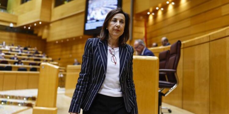 Robles desvela el horario de activación militar en la DANA y denuncia un retraso de cinco horas de la Generalitat Valenciana