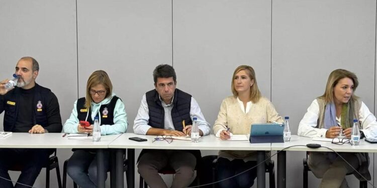 Valencia afronta la reconstrucción en medio del mayor choque entre Gobierno y Generalitat