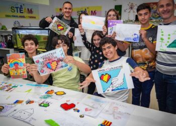 Dibujos de esperanza desde Badajoz a Valencia