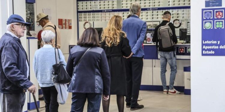 Este es el número más demandado de este año para la Lotería de Navidad