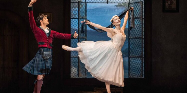 Muriel Romero se estrena al frente de la Compañía Nacional de Danza con la reposición de ‘La Sylphide’, ‘por devoción, respeto y admiración’