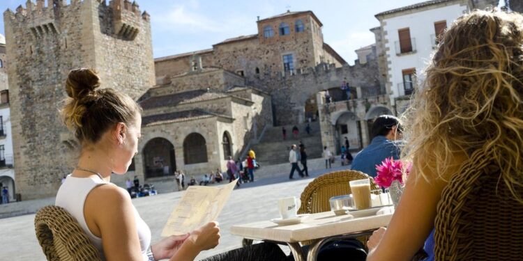 Despoblación y extensión territorial, claves para una ‘financiación singular’ extremeña