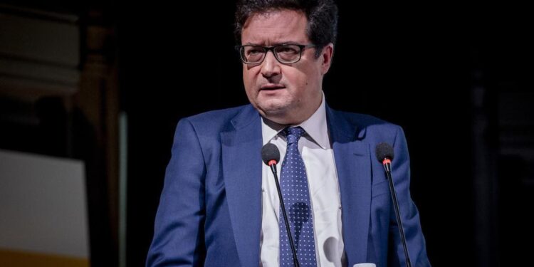 Quién es Óscar López, el ministro que presentará su candidatura al PSOE de Madrid este jueves