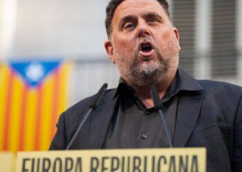 El TC admite el recurso de Aragón contra la amnistía y empieza a tramitar la recusación del fiscal contra Macías