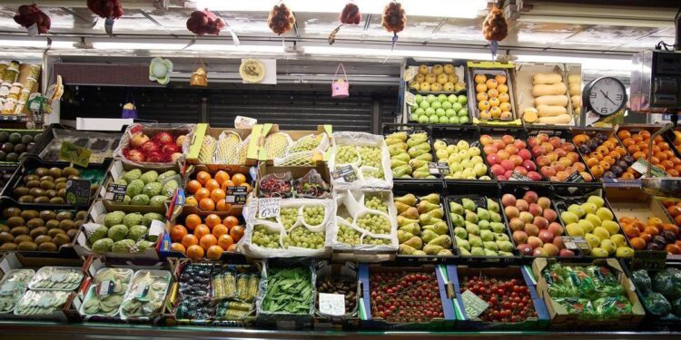 Si se pone fin a la bajada del IVA de los alimentos en España, ¿cómo afectará la subida?