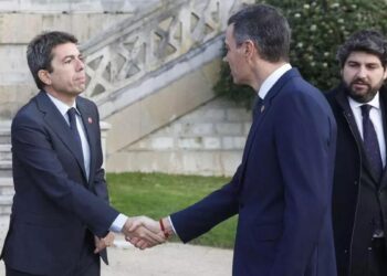 Mazón envía una carta a Sánchez alertando de la ‘urgencia’ del FLA extraordinario