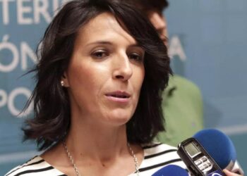 Esther Gutiérrez se postula para disputar el liderazgo del PSOE de Extremadura a Miguel Ángel Gallardo