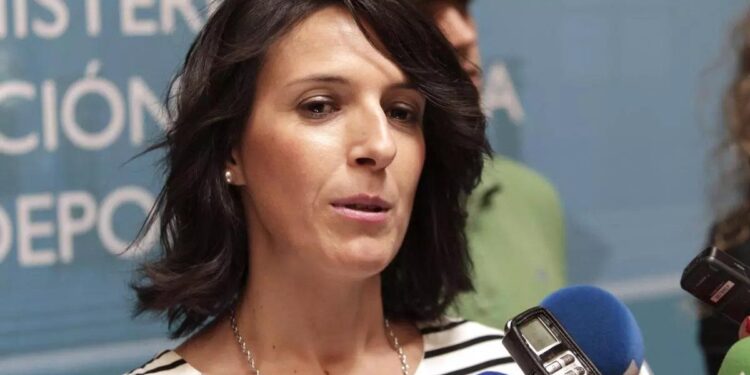 Esther Gutiérrez se postula para disputar el liderazgo del PSOE de Extremadura a Miguel Ángel Gallardo