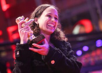Mati Diop, una cineasta para despertar conciencias: ‘Francia y Europa siguen siendo colonialistas’