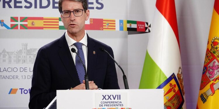 El presidente de La Rioja no aceptará que ninguna autonomía deje el sistema de régimen común
