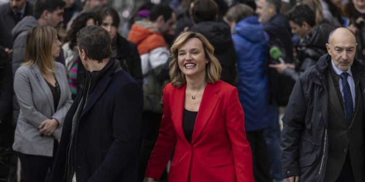 Pilar Alegría se presenta para liderar al PSOE en Aragón