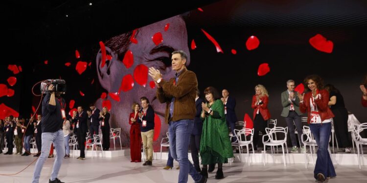 Sumar y Podemos critican al PSOE por su postura sobre los derechos trans