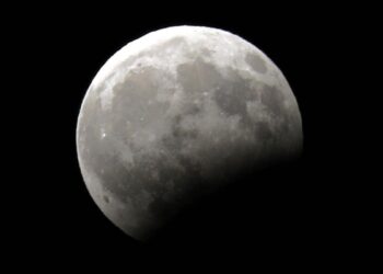 Llega la Luna Fría 2024: cómo y cuándo puedes ver este fenómeno de la mejor forma el fin de semana